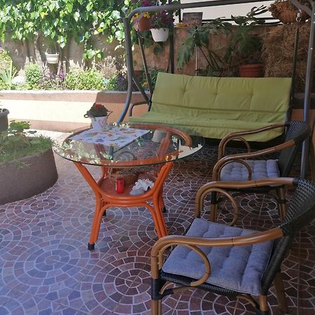 فيلا Little Garden House غييكا المظهر الخارجي الصورة