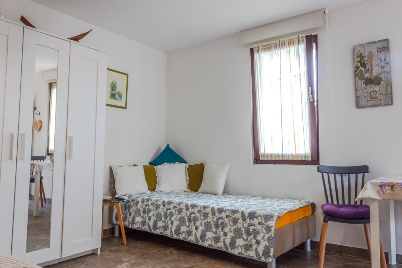 فيلا Little Garden House غييكا المظهر الخارجي الصورة