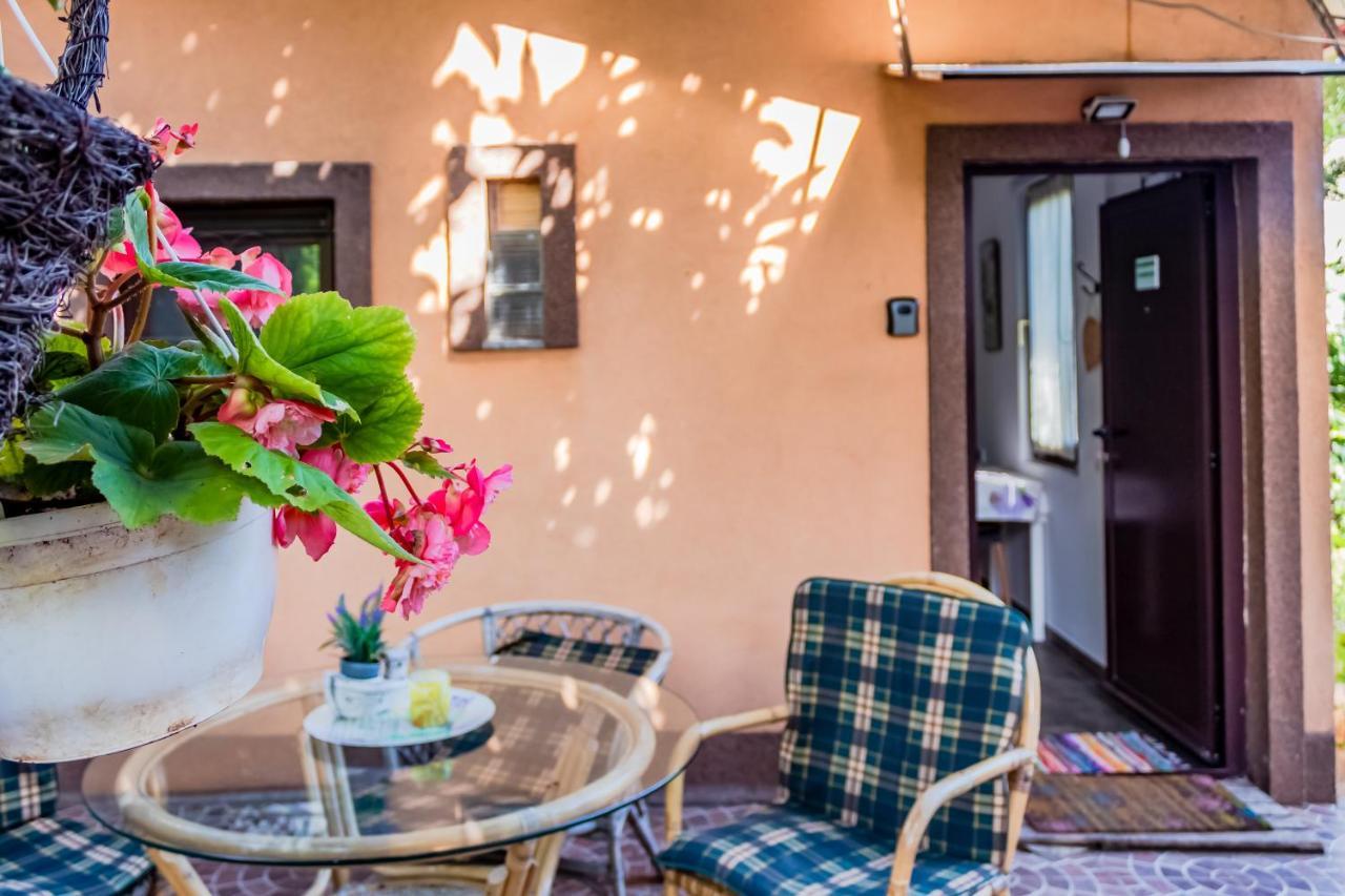 فيلا Little Garden House غييكا المظهر الخارجي الصورة