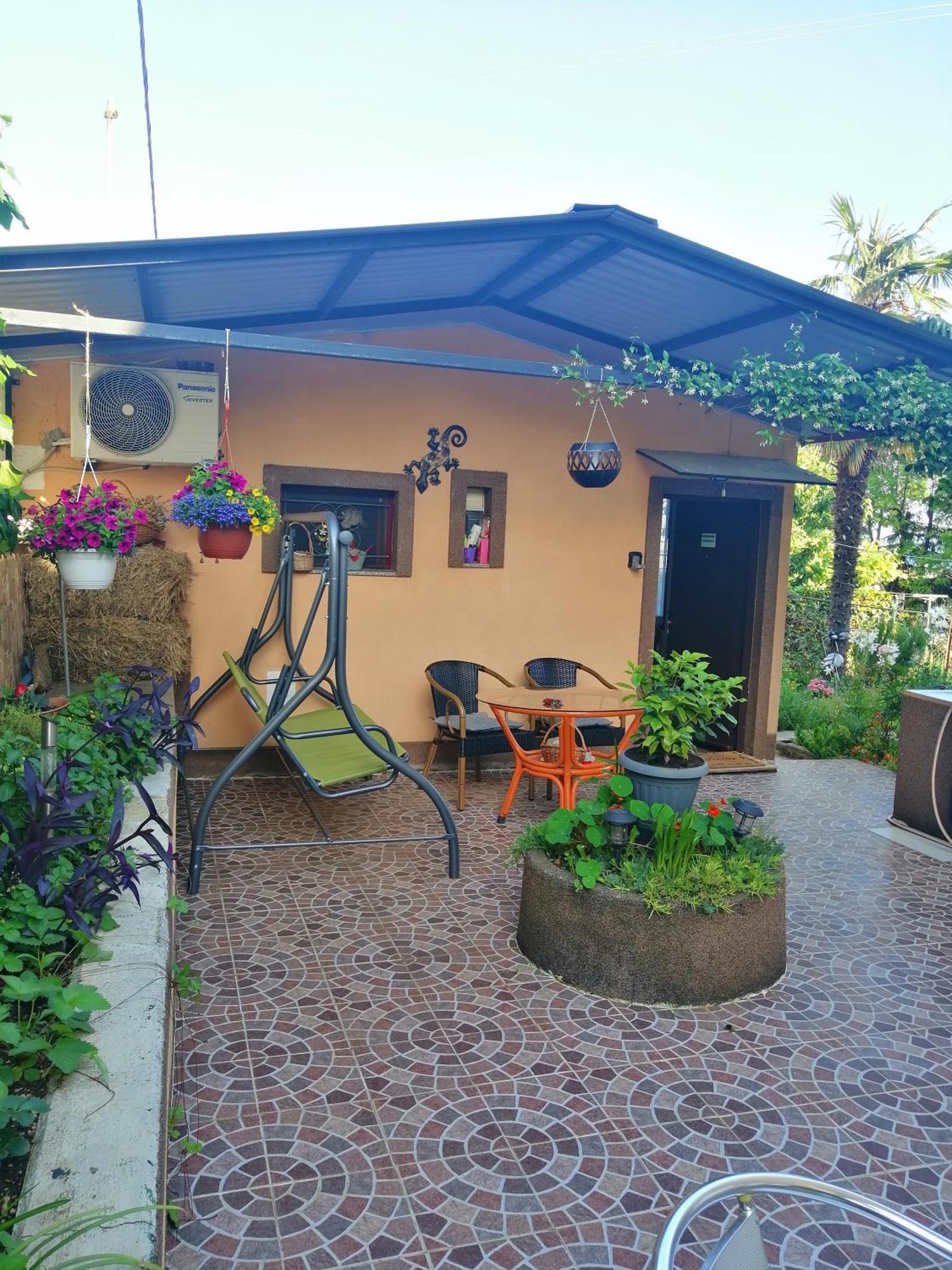 فيلا Little Garden House غييكا المظهر الخارجي الصورة